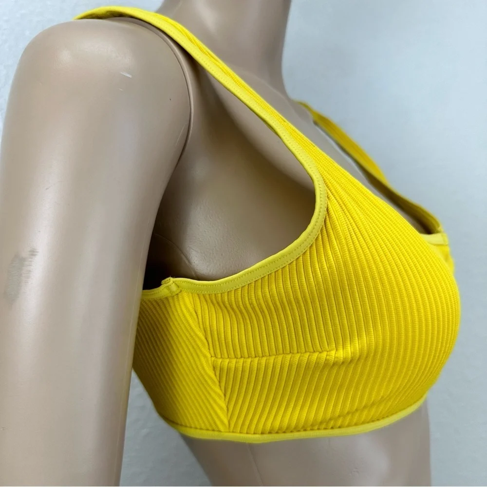 Hollister Yellow Ribbed Bikini Top siz M